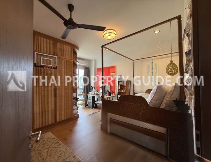 House with Shared Pool in Nichada Thani 